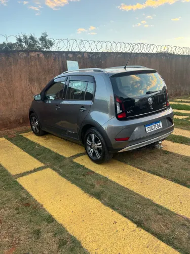 Volkswagen Up! Cross 1.0 TSI Total Flex 12V 5P 2019