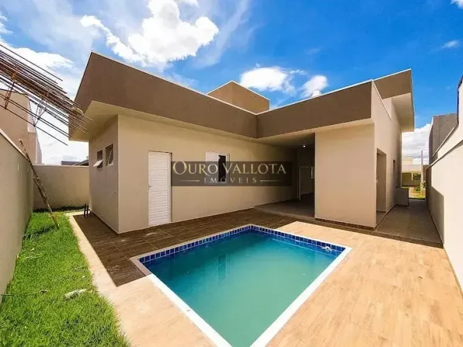 Casa com piscina 300m²