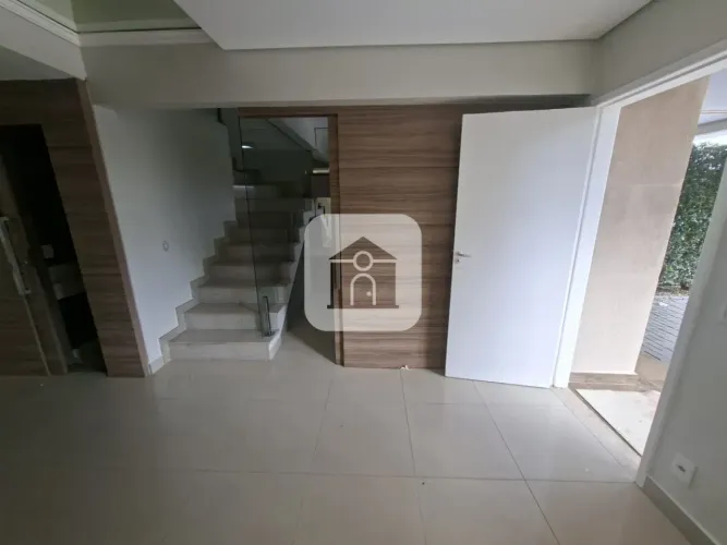 Casa em condominio para locação e venda no bairro Altamira