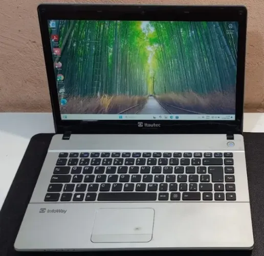 Notebook Itautec Infoway - Intel Core i7 2360QM - 2.0 Ghz - 8.0 GB Memória - 120 GB SSD