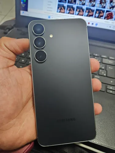Samsung S25 FE
