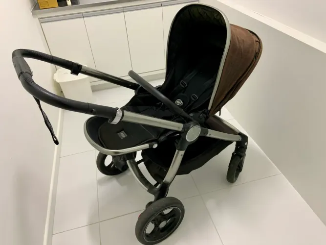 Carrinho de Bebê Mamas & Papas Ocarro