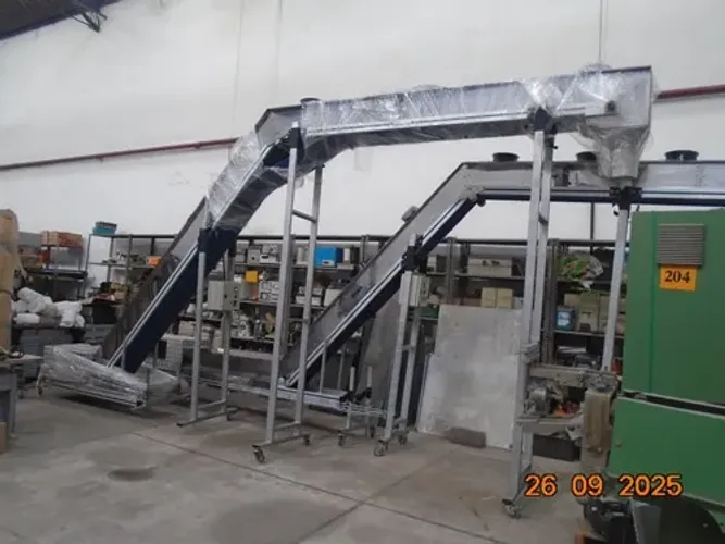 Esteira transportadora 6 metros -Elevação vertical - Motorizada