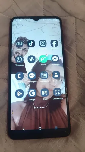 Vendo celular a12 tela quebrada