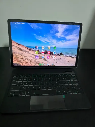 Tablet Samsung Galaxy Tab S10 FE com Capa e Caneta S Pen 8GB RAM 128GB 10,9"