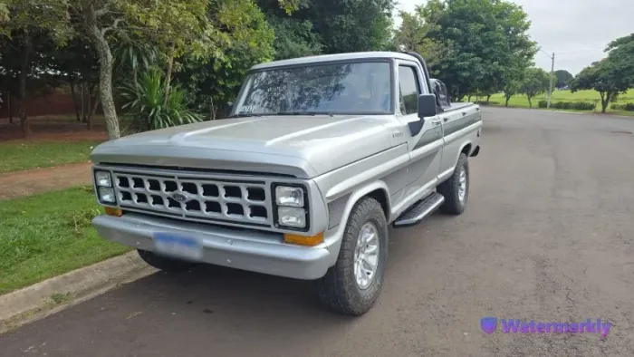 Ford F-1000 Cd/blazer 3.9 Dies. 1985