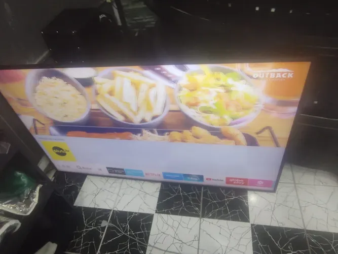 Vendo Smartv Samsung 50 polegadas top de linha em estado de nova conforme fotos R$ 1650,00