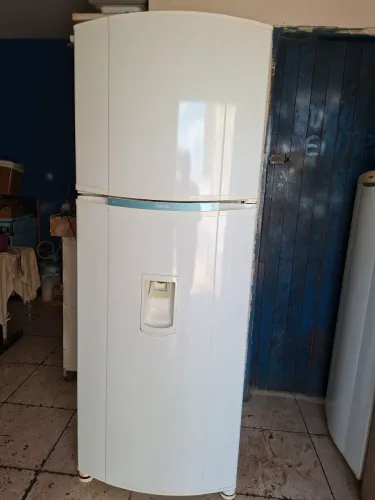 Vendo geladeira CONSUL