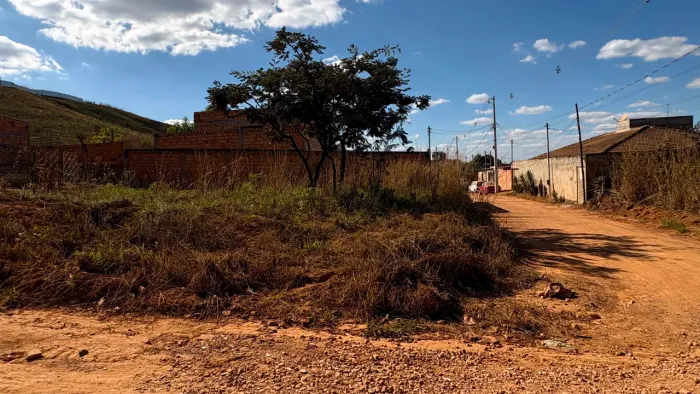 Venda de Lote de esquina Exp. Capão cumprido