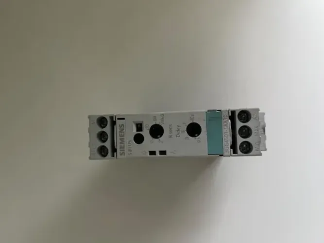 Relé Monitor de Nível Siemens Sirius 3UG4501-1AA30 24V AC/DC