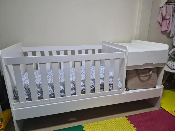 BERÇO MULTIFUNCIONAL 3 EM 1 COM COLCHÃO
