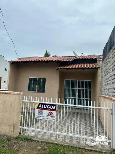 Casa Geminada para Locação em Itajuba, Barra Velha com 2 Dormitórios Próxima à avenida Sim