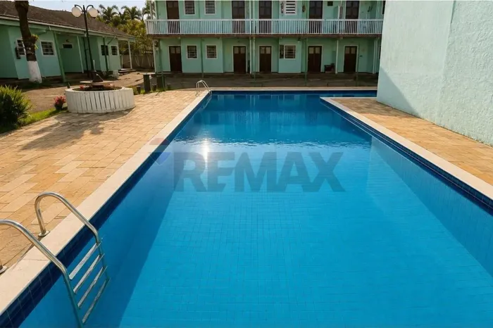 Apartamento Térreo em Condomínio Frente Mar no Massaguaçu
