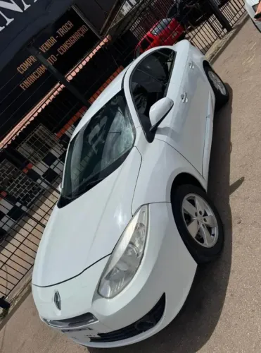 Renault Fluence Sed. Dynamique 2.0 16V Flex Aut. 2013