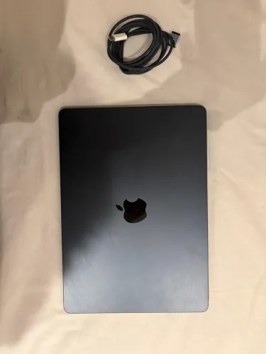 MacBook Air M2