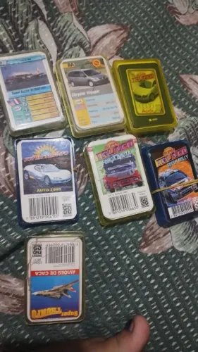 VENDO COLEÇÃO SUPER TRUNFO ESPECIAL DE CARROS,AVIÕES E CAMINHÕES 