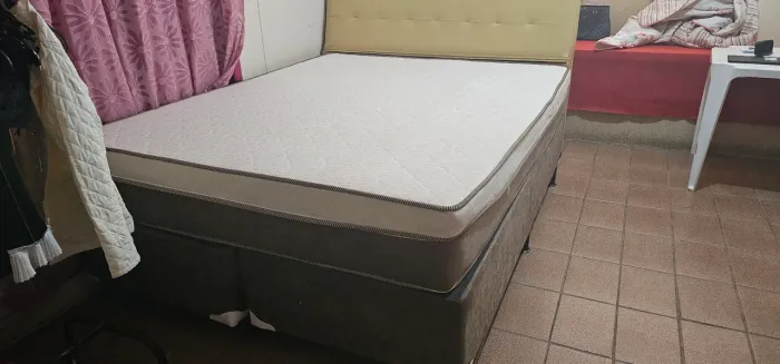 Cama tamanho queen