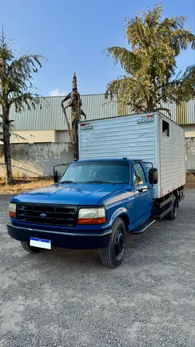 Ford F-4000 3.9 Turbo Intercooler Diesel 2P Manual 1997