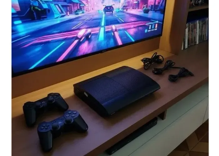 PS3 super slim desblo lotado de jogos
