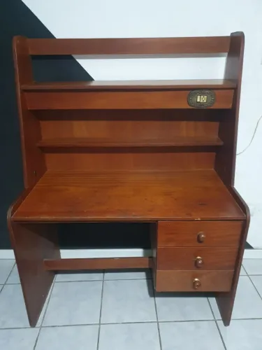 Escrivaninha para quarto, com luz, tomada e gavetas