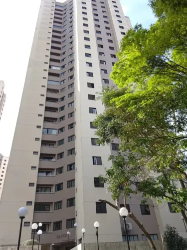 Apartamento Pitangueiras para locação 2 Dorms com armários planejados