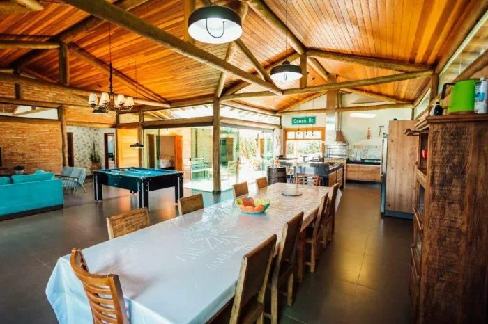 Chácara à venda, 1800 m² por R$ 2.000.000,00 - Condomínio Ondas Grandes Santa Maria - Anhe