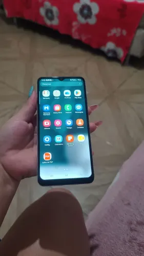 Celular A12 em bom estado