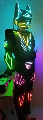 Robô de led - Tamanho humano, novo!