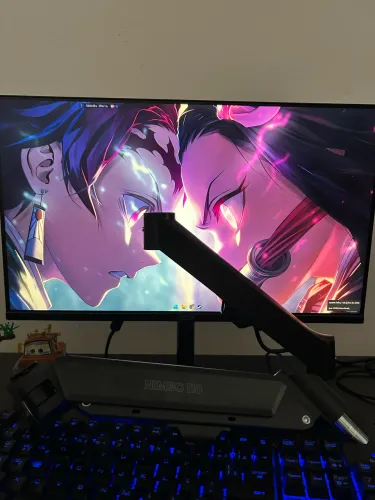 Suporte articulado para monitor