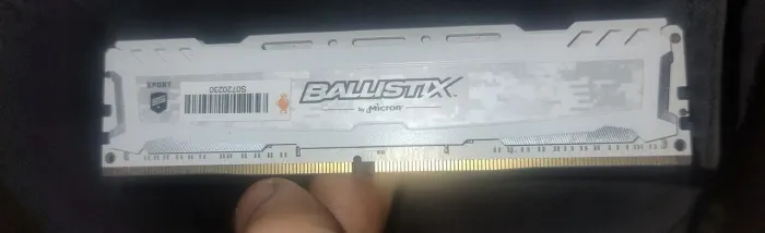 Troco memória ram 16 2666 hz por 2x8 3200