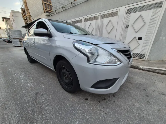 Nissan Versa 1.0 12V Flexstart 4P Mec. 2020