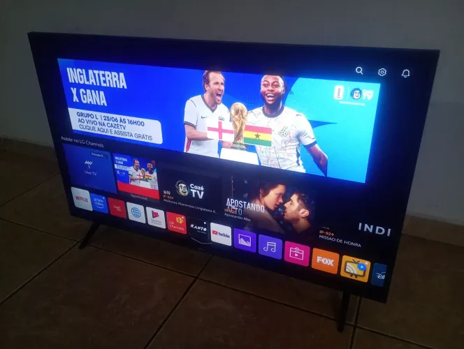 vendo essa tv 43 polegadas smart 4k 