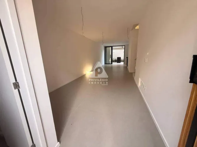 Casa Alto Padrao Triplex 369 m² Barra da Tijuca 4 suites 3 vagas de garagem