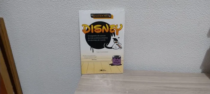 Livro "Nos bastidores da Disney" Tom Connellan - NOVO LACRADO