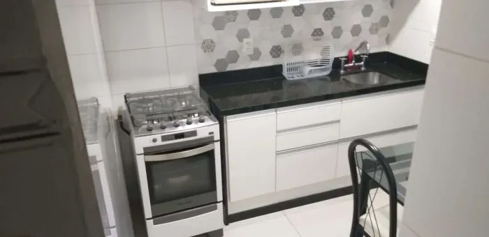 Apartamento para alugar na Rua Bolivar, Copacabana, Rio de Janeiro - RJ