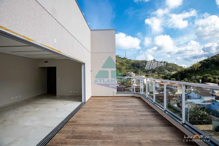 Cobertura com 3 dorms, Praia das Toninhas, Ubatuba - R$ 2.5 mi, Cod: 1850