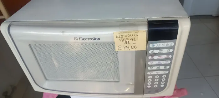 Microondas Eletrolux 31 L MEF 41