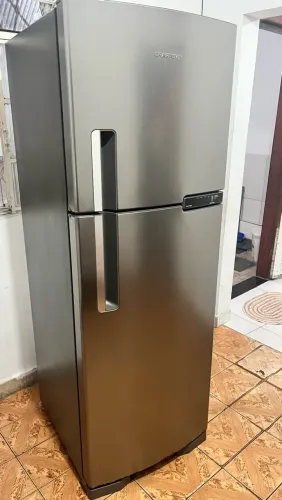 Vendo geladeira Brastemp