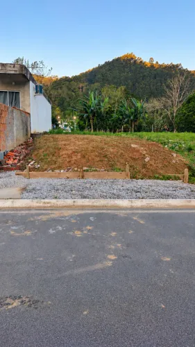 MEIO TERRENO À VENDA ? RIO PEQUENO, CAMBORIÚ/SC