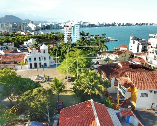 Imóvel para venda tem 380 metros quadrados com 7 quartos em Centro - Guarapari - ES