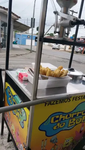 Vendo esse carrinho de churros,Vem de proposta.