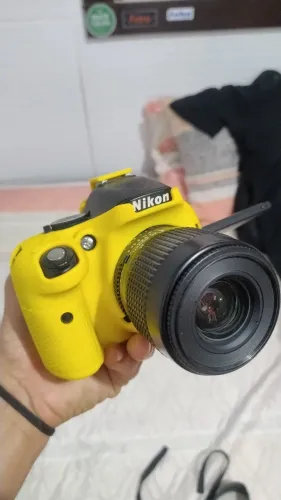 Camera Nikon D5200 + 3 baterias