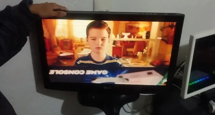 Tv LG lcd 22"
