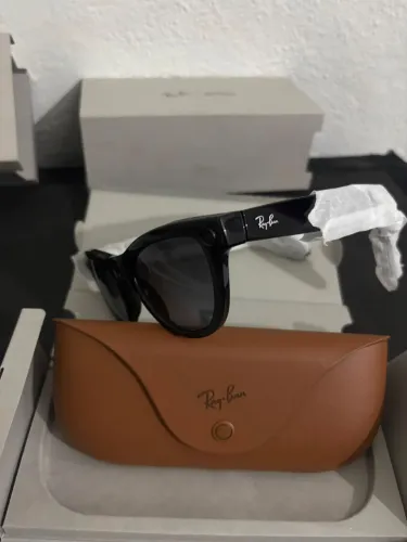Ray-Ban Meta lacrado lentes escuras. Geração 2