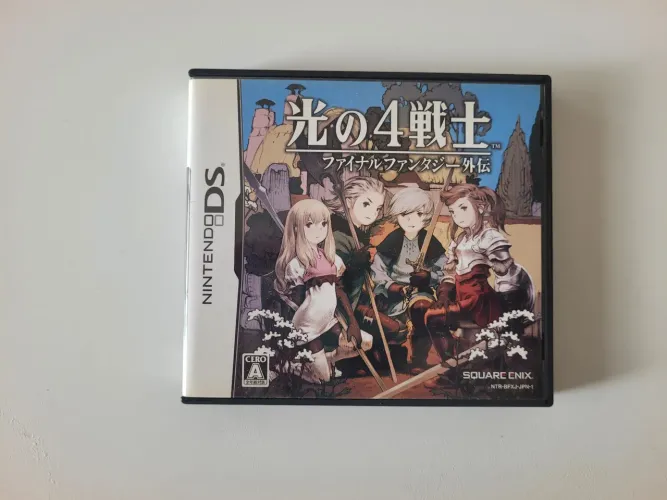 Final Fantasy 4 Heroes of Light Nintendo DS (idioma japones)