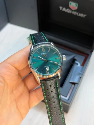 Relógio Estilo Carrera Date Automático - Fundo de Vidro Calibre 5
