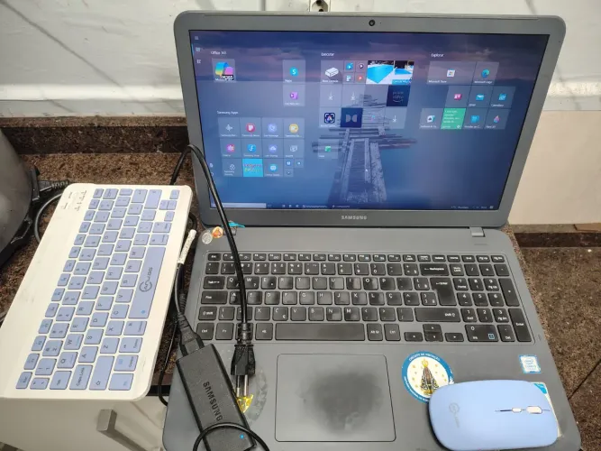 Notebook Samsung i 30