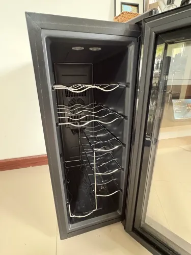 Adega Philco 12 garrafas