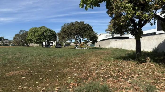 Lote Residencial - 668,50m² - Condomínio Fechado - Plano Diretor Norte
