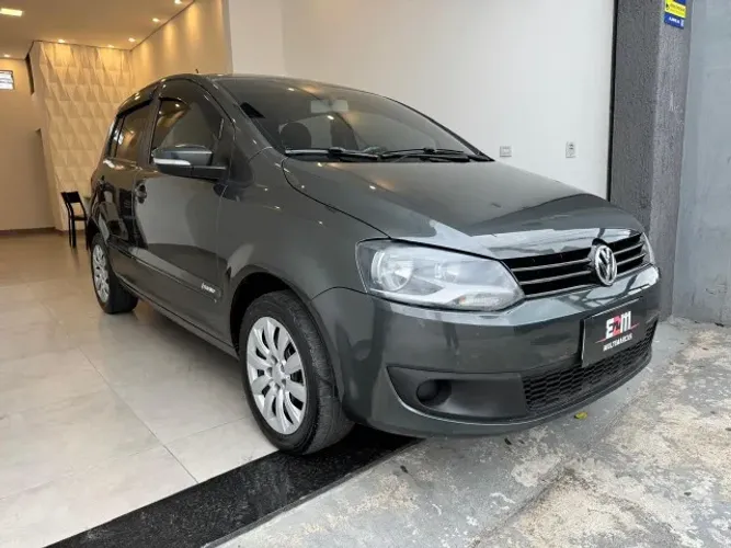 Volkswagen Fox 1.0 MI Total Flex 8V 5P 2014